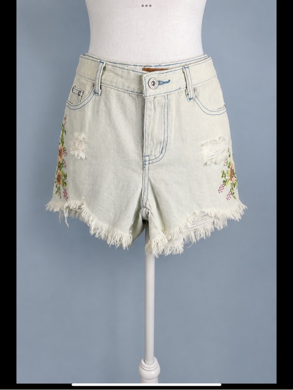 POL Embroidered Distressed Denim Shorts Crochet Lace Boho Festival Coastal S